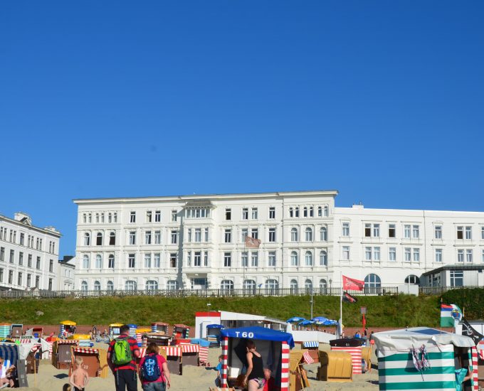 Fachklinikum Borkum auf Borkum am Strand